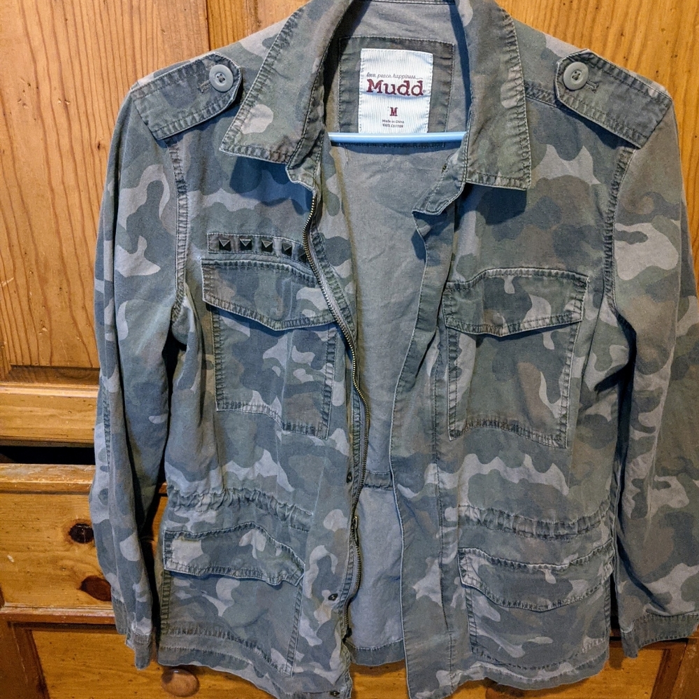 Comfy Mudd Camo Jacket with pockets